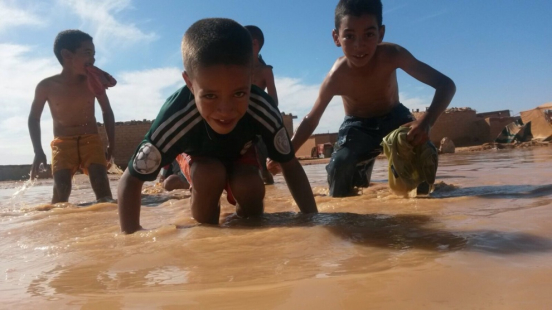 niños-campamento-de-refugiados-en-Argelia