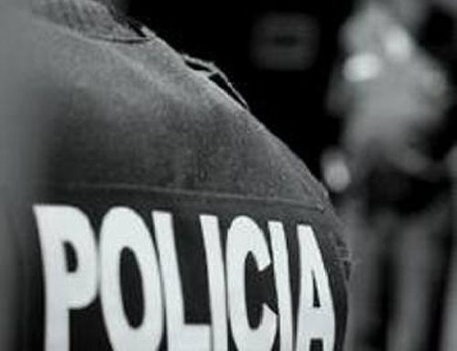 policía